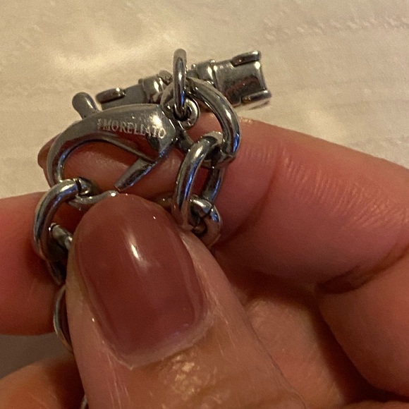 💯% Authentic Morellato suitcase bracelet and pendant 7.5” length - Picture 4 of 6